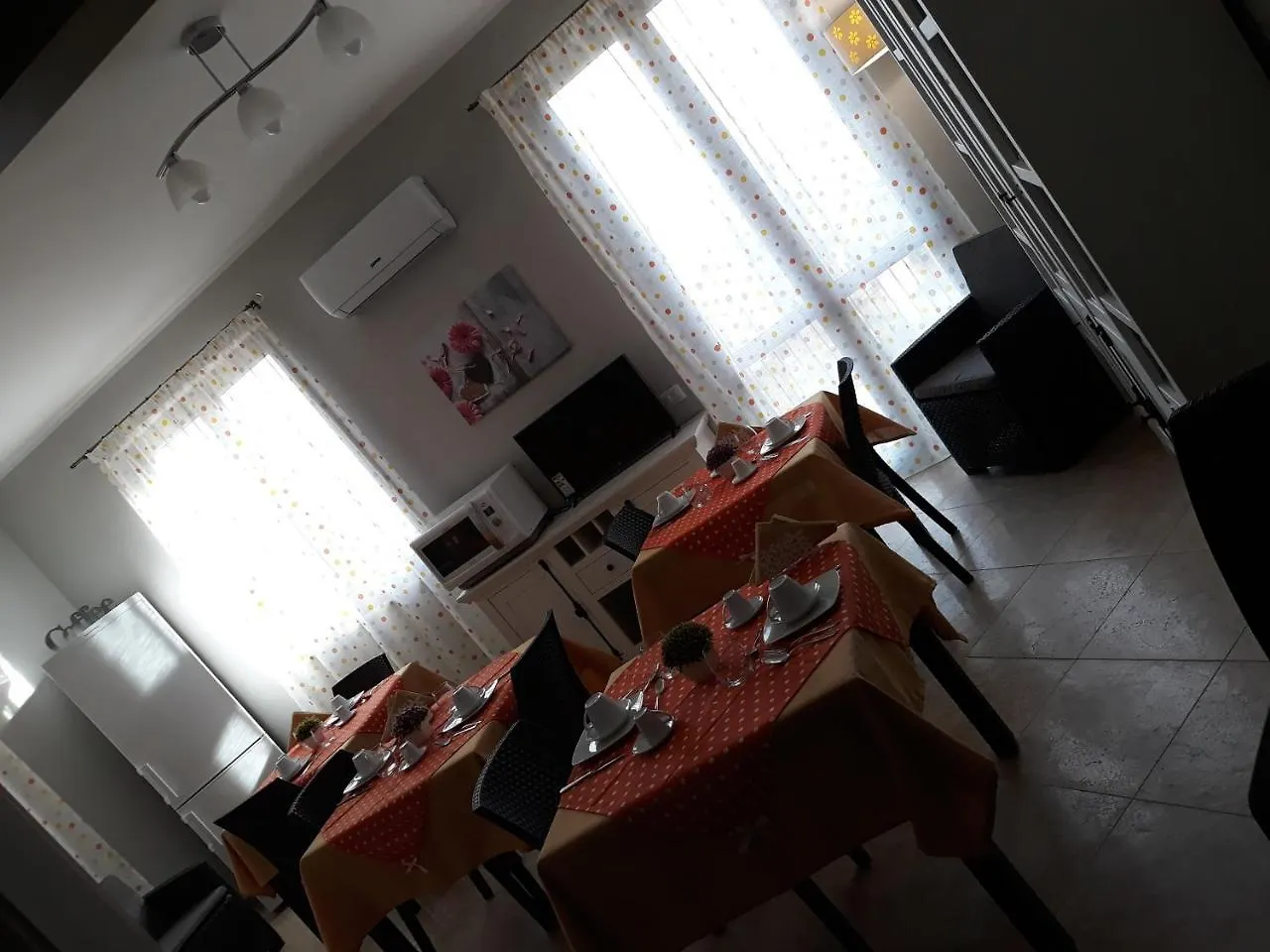 مبيت وإفطار مونريالي A Casa Di Simona 0*,