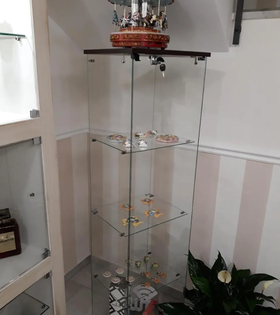 فندق مبيت وإفطار مبيت وإفطار مونريالي A Casa Di Simona