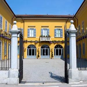 https://villa-lorenzo.it-lombardy.com